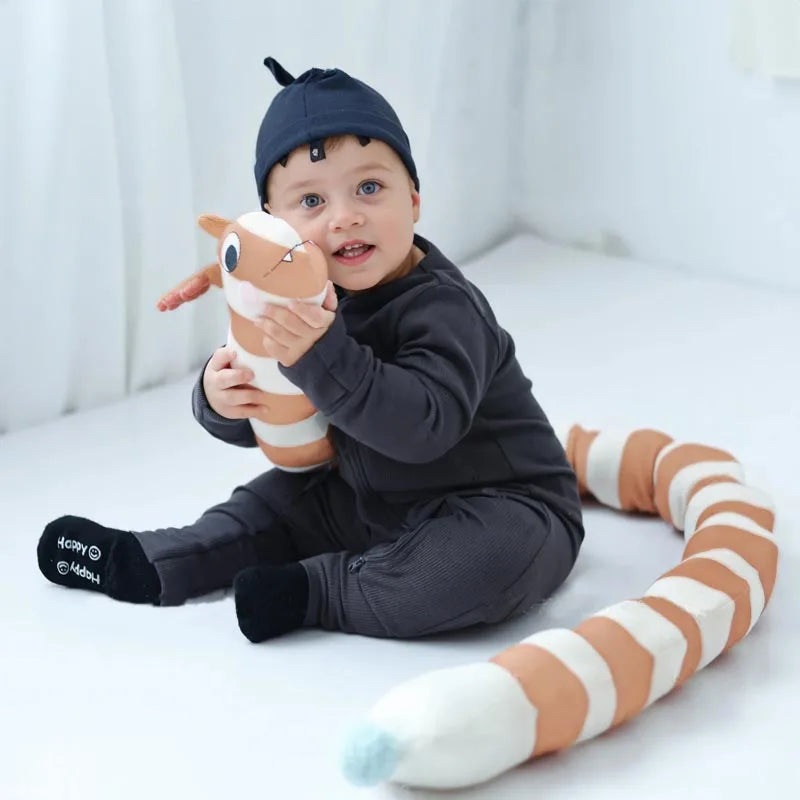 tour-de-lit-animaux-chenille-tressé-maman-mini