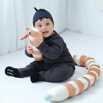 tour-de-lit-animaux-chenille-tressé-maman-mini